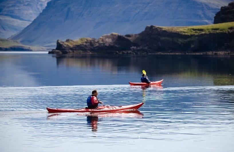 kayak islandia fiordo