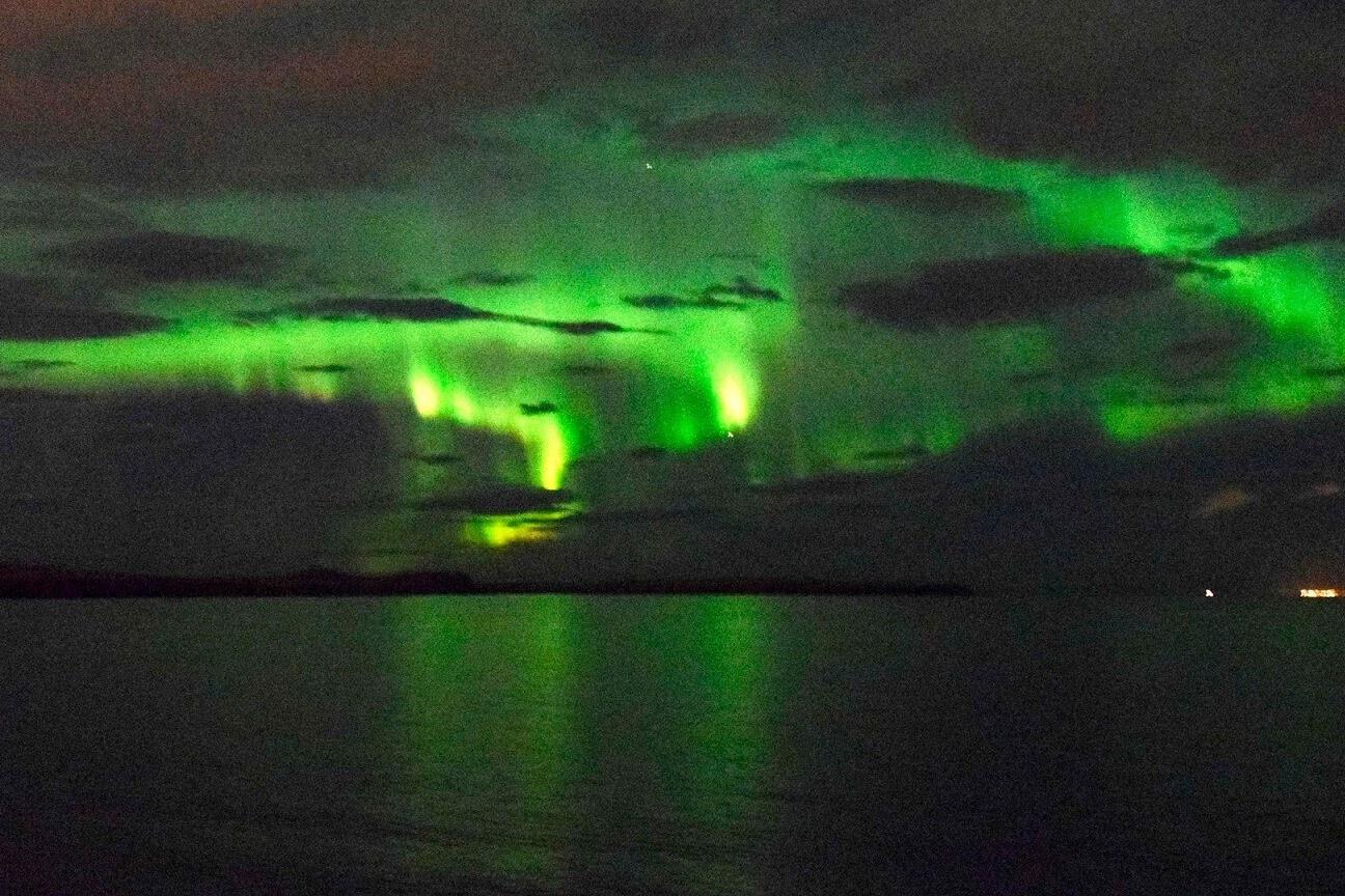 Excursión de auroras boreales en barco