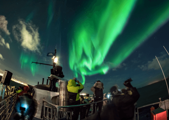 Avistamiento de auroras desde barco