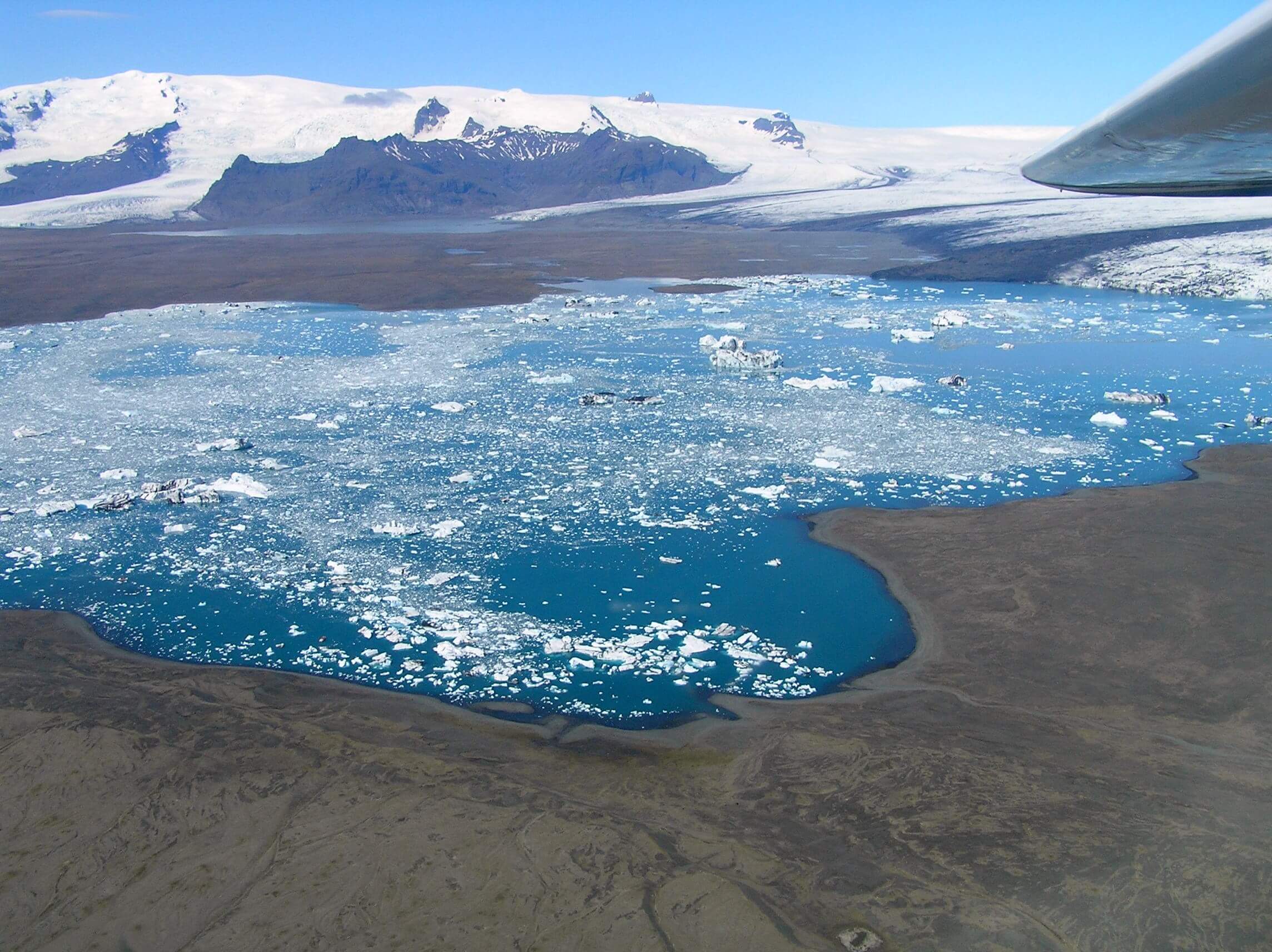 Vista de la laguna glaciar Jökulsárlón