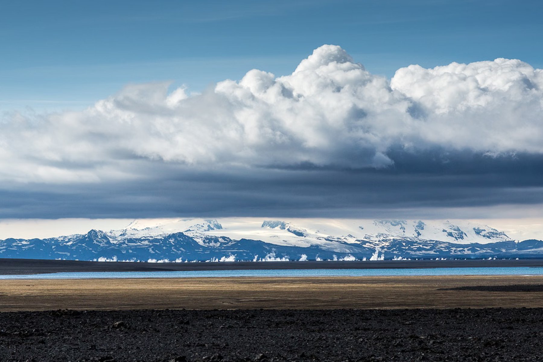 holuhraun lava field vatnajokull national park