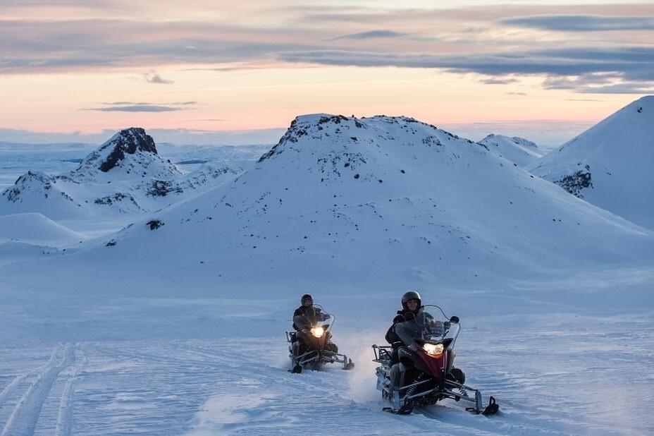 Excursión en motos de nieve en el glaciar Langjökull desde Gullfoss