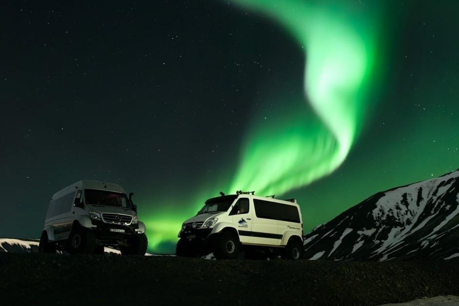 Ride in a Super Jeep to see the Northern Lights