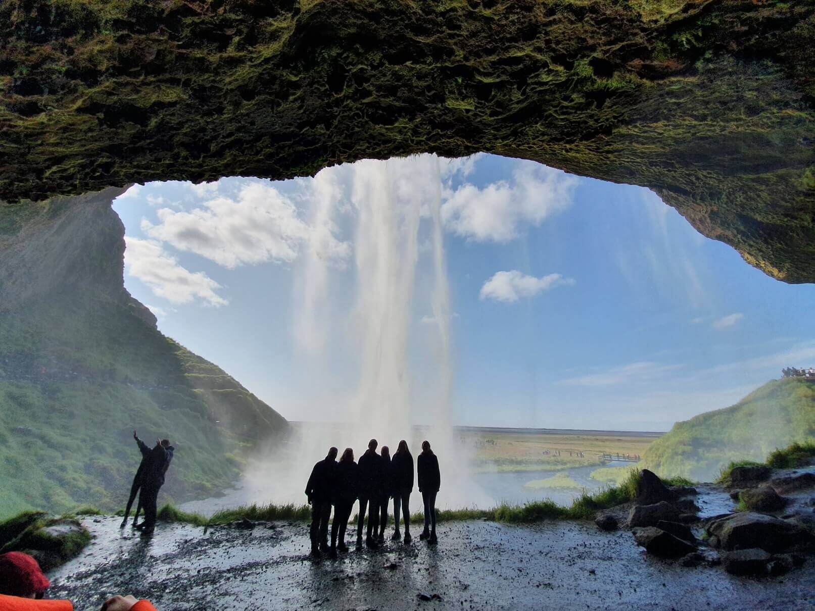 Excursión a la cascada Seljalandsfoss en la costa sur de Islandia 