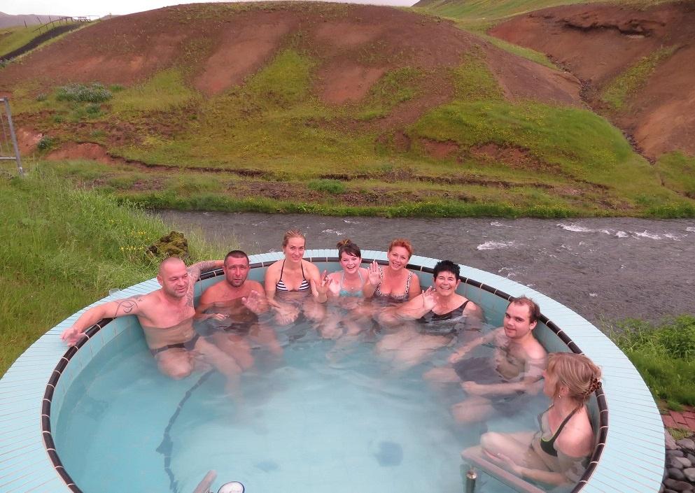 Baño de hidromasaje en Islandia