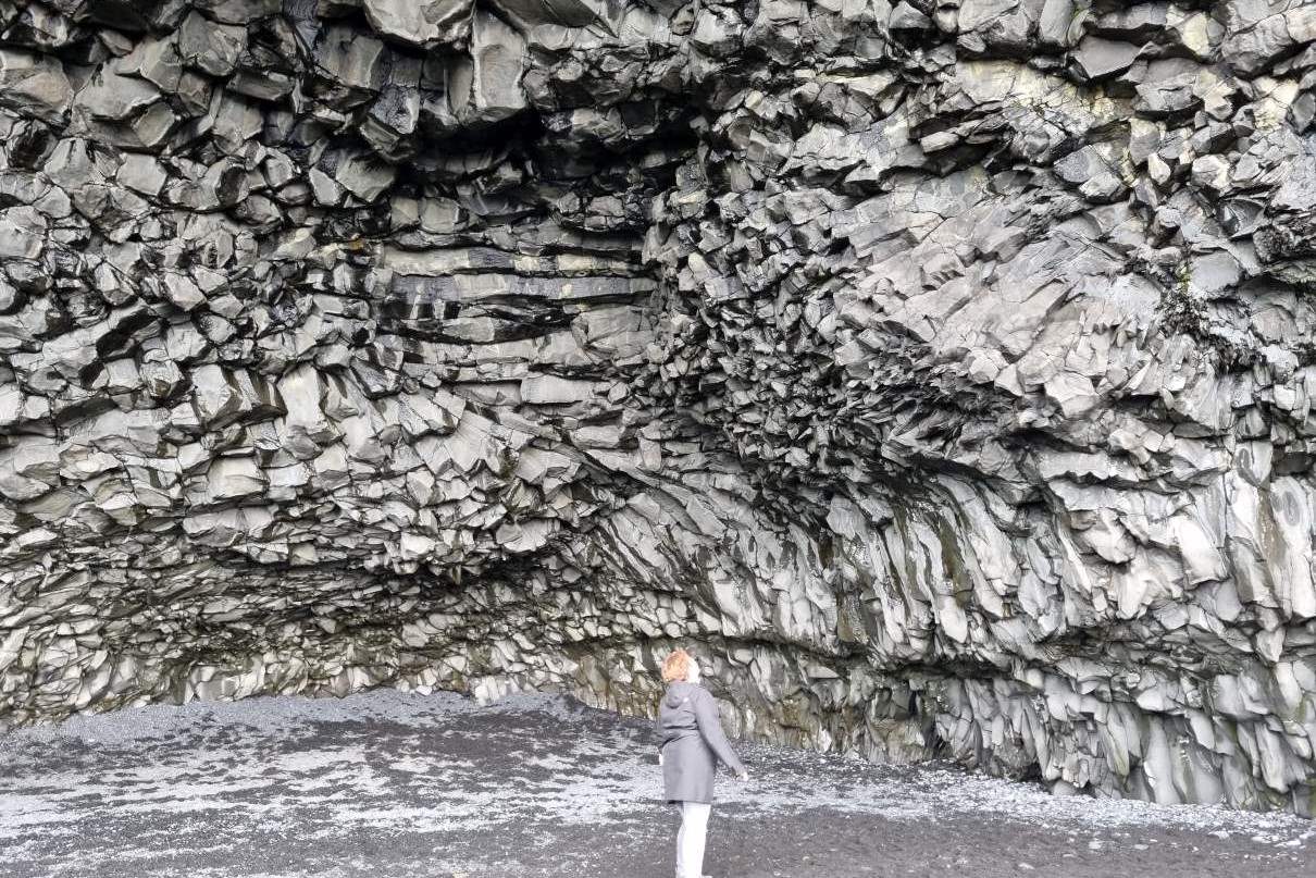 Reynisfjara cueva costa sur