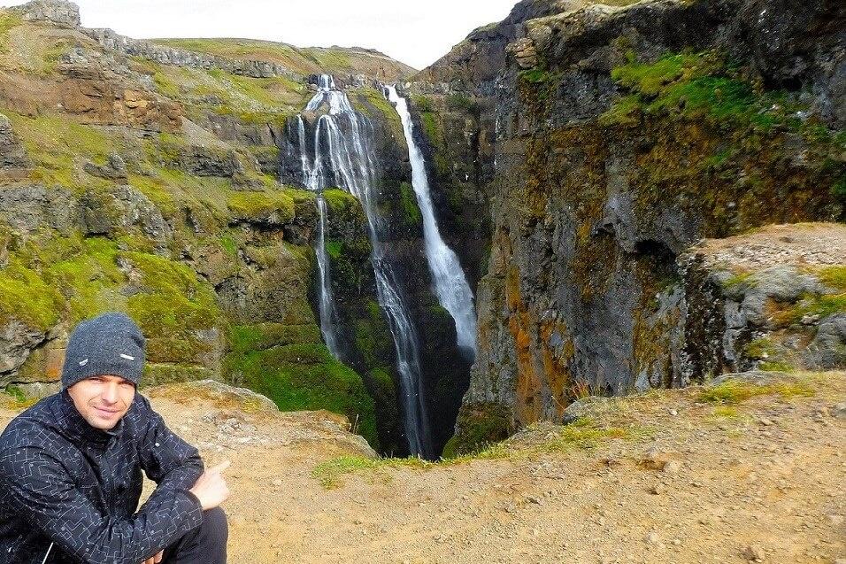 Cascada Glymur, interior de Islandia