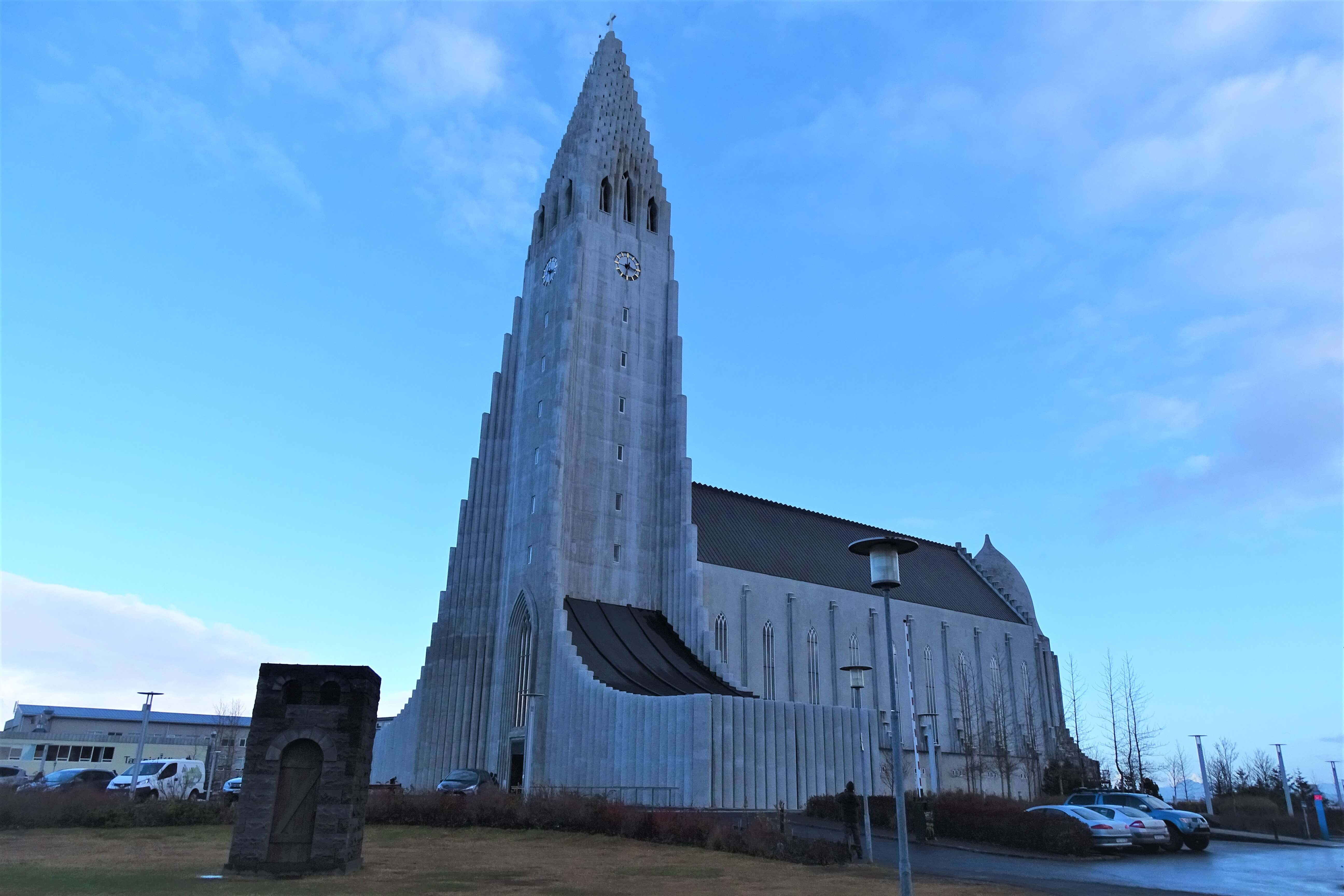 Iglesia Hallgrimskirkja, centro de Reykjavík
