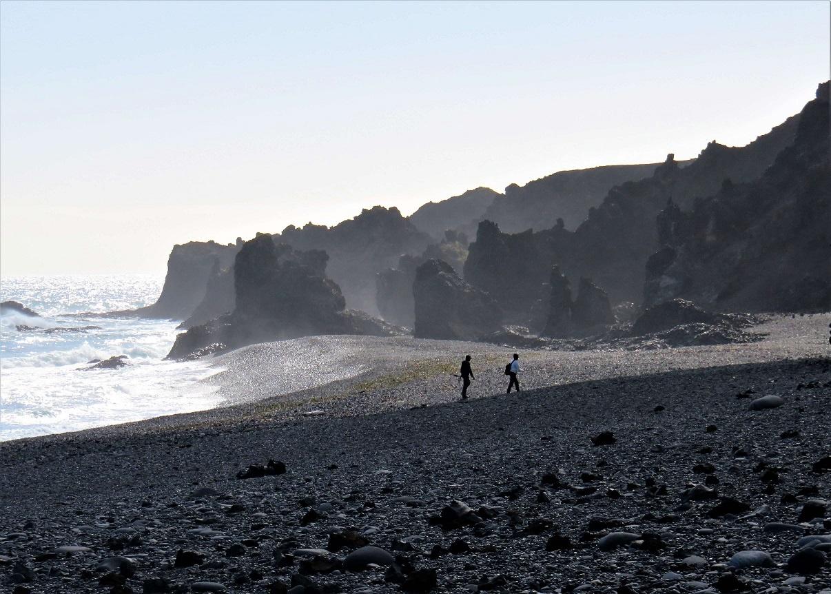 Playa Djúpalónssandur en Islandia