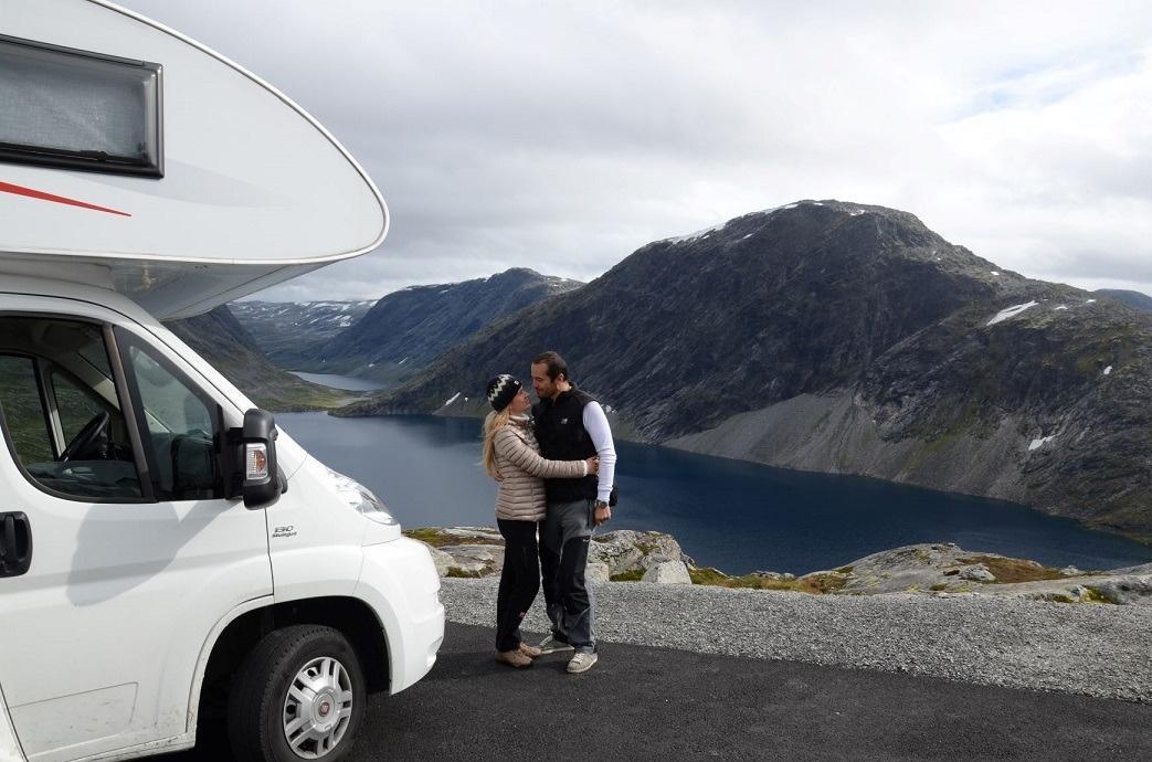 ISLANDICA motorhome, cars, day and multiday tours