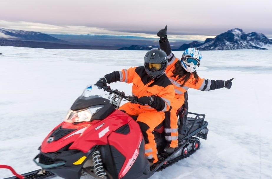 Excursión de motos de nieve desde Reykjavík