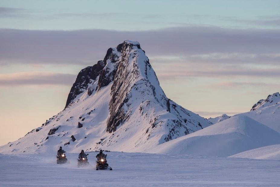 Excursión motos de nieve en Islandia