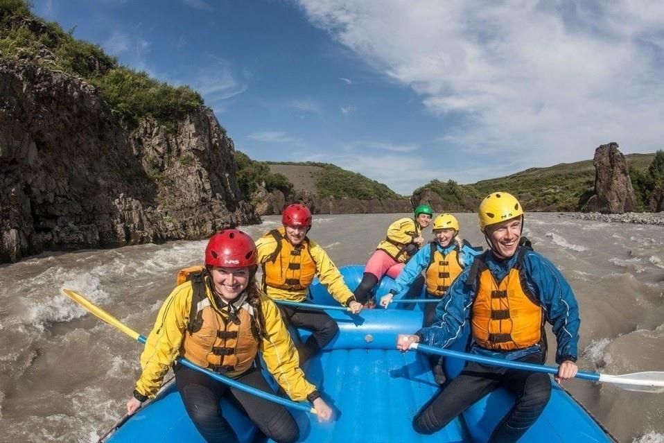 Rafting en el cañón de Gullfoss en Islandia