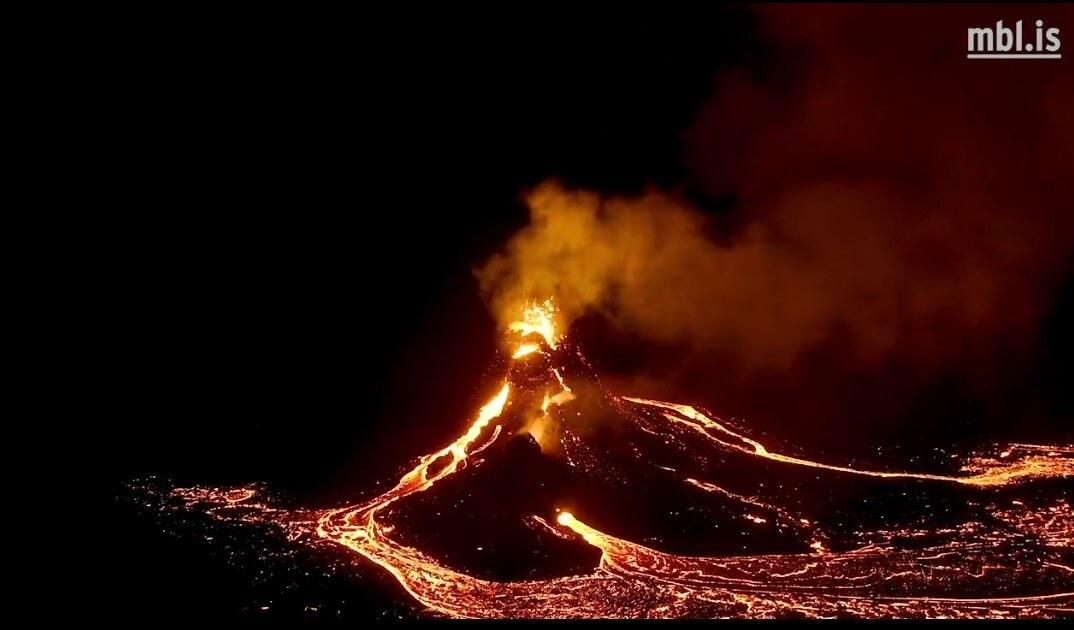 erupción volcánica en Islandia 2021