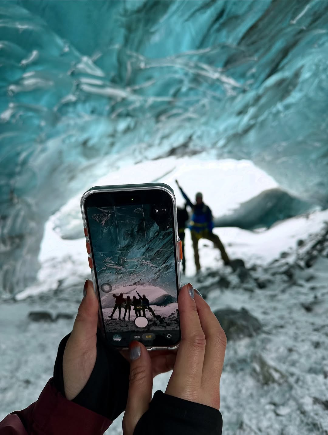 Snowy days ❄️💙✨ #glacieradventure #iceland #icelanditinerary #thingstodoiniceland #icelandtrip #icelandnature #icelandadventu...